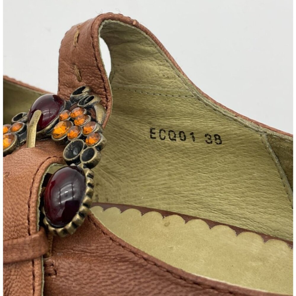 Staccato Soft Brown Leather Pumps Decorative Gemstone Buckle & Woodtone Heel 7.5 - Picture 11 of 11